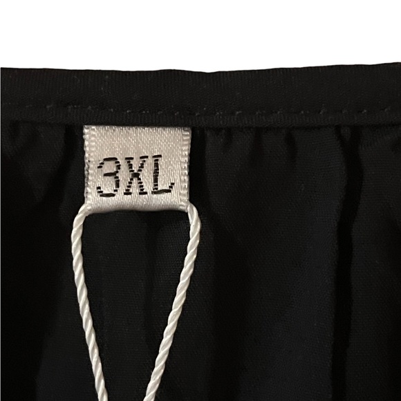 NWT Black long sleeve Blouse with floral embroidery size 3X - Picture 7 of 10